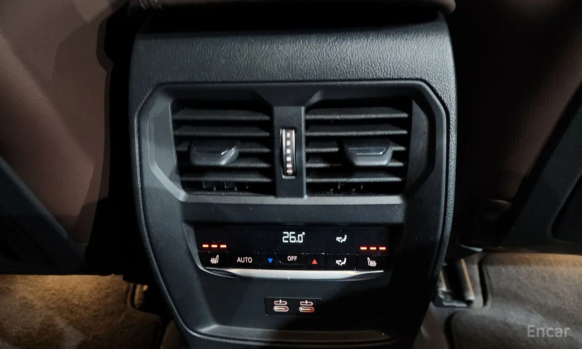 Photo 19 - BMW 3 Series