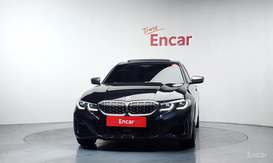 Photo 3 - BMW 3 Series