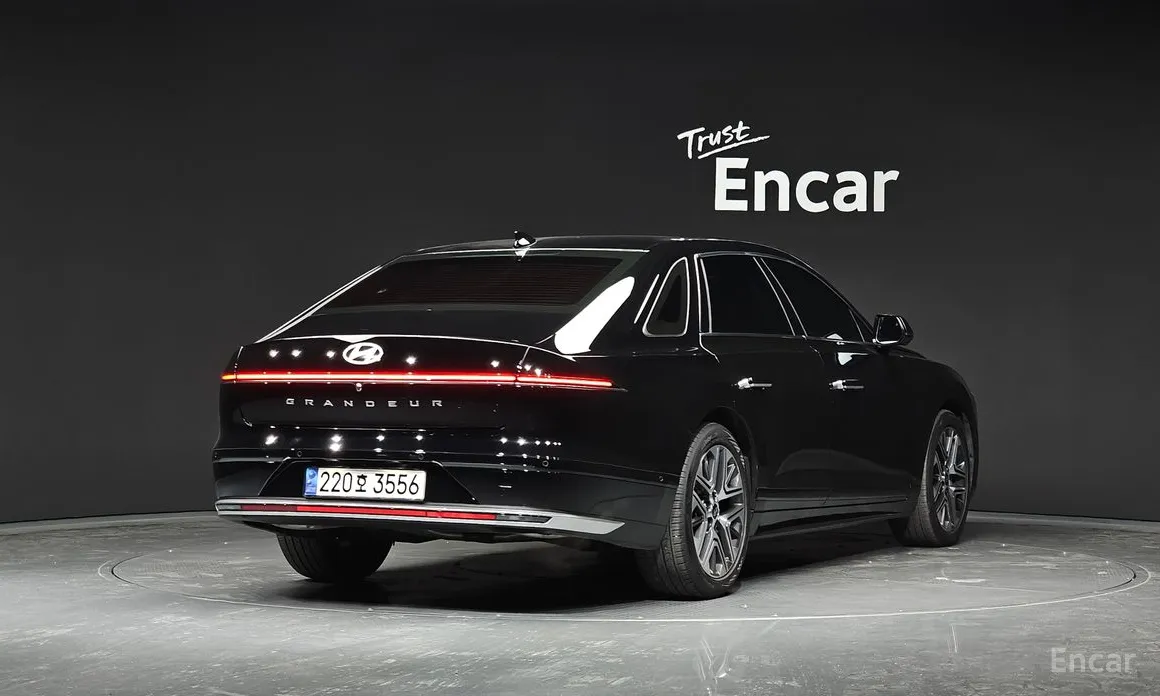 Zdjęcie 2 - Hyundai Grandeur