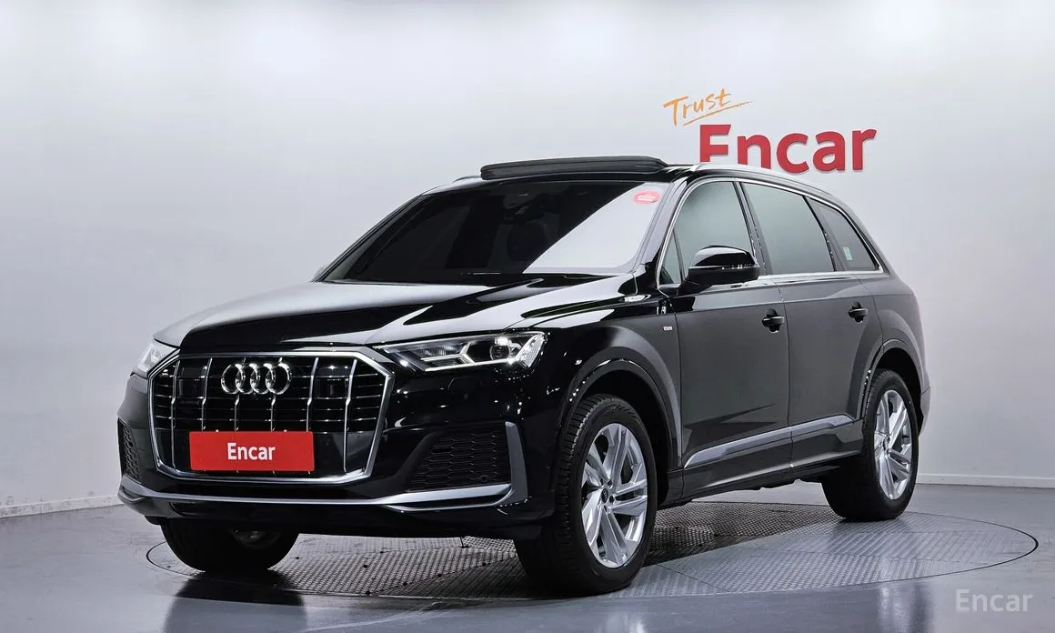 Фото 1 - Audi Q7