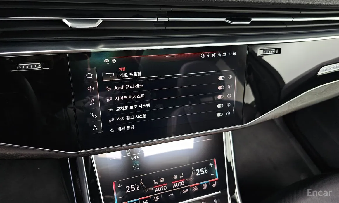 Фото 15 - Audi Q7