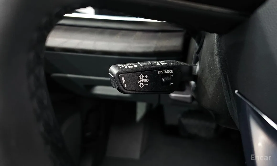 Фото 16 - Audi Q7