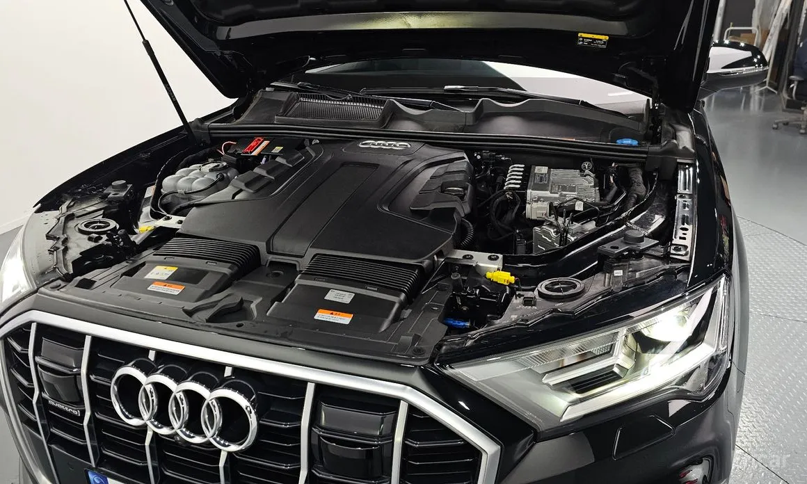 Фото 6 - Audi Q7