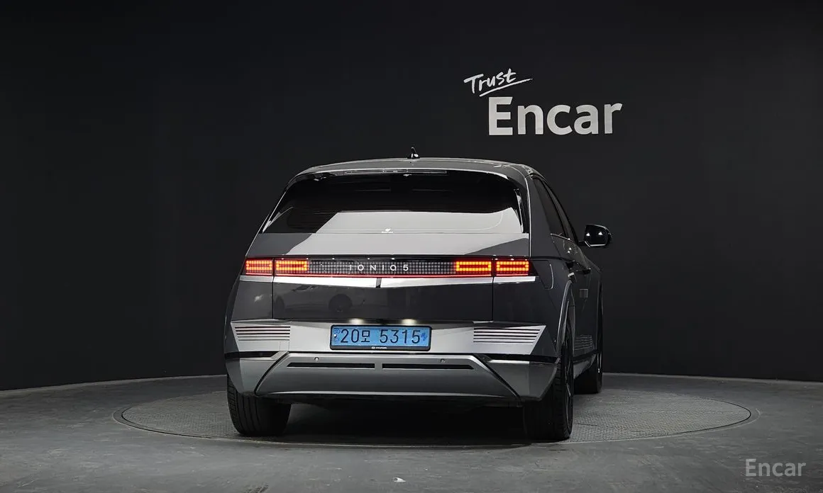 Фото 4 - Hyundai Ioniq 5