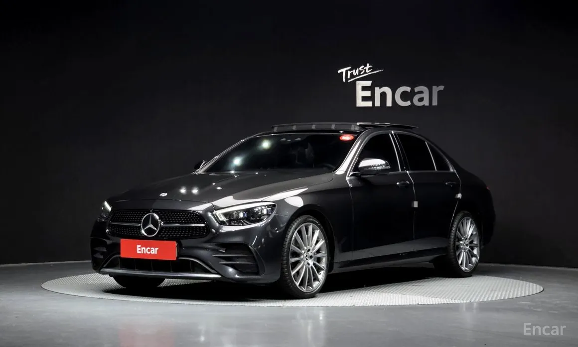 Фото 1 - Mercedes-Benz E-Class
