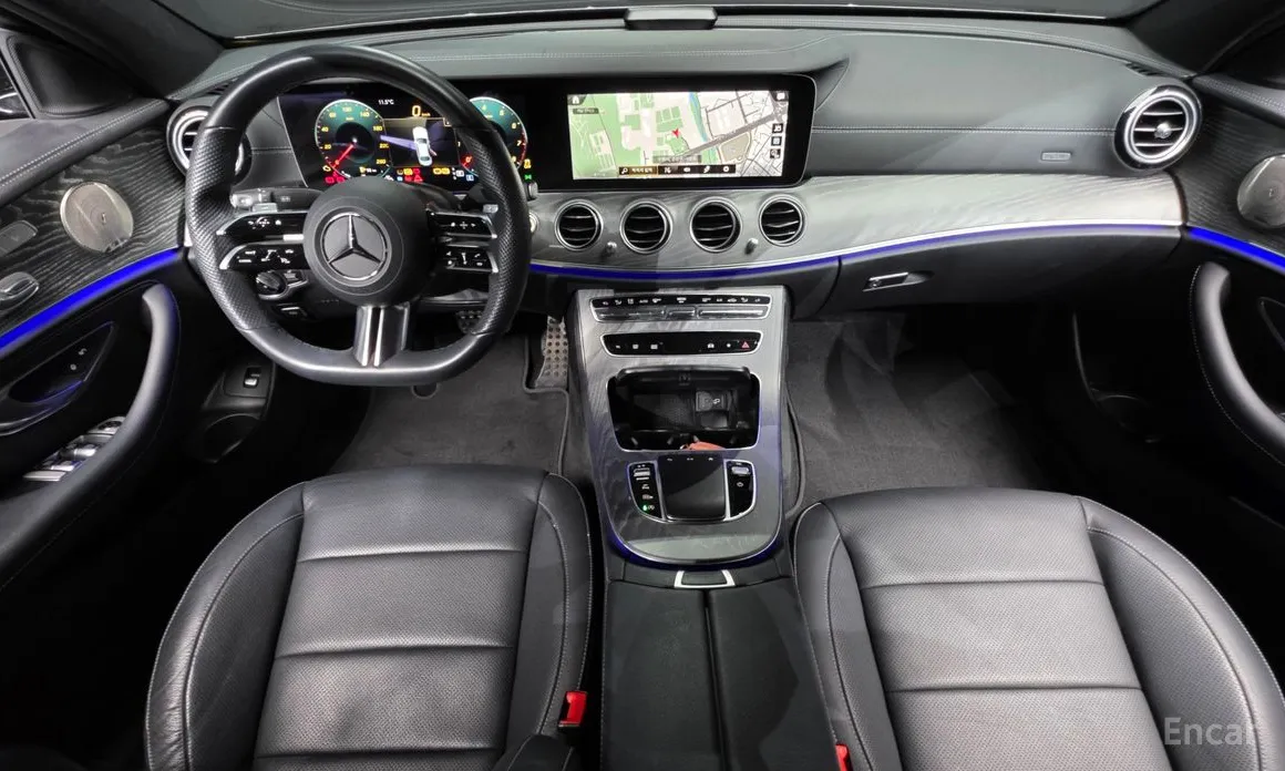 Фото 7 - Mercedes-Benz E-Class