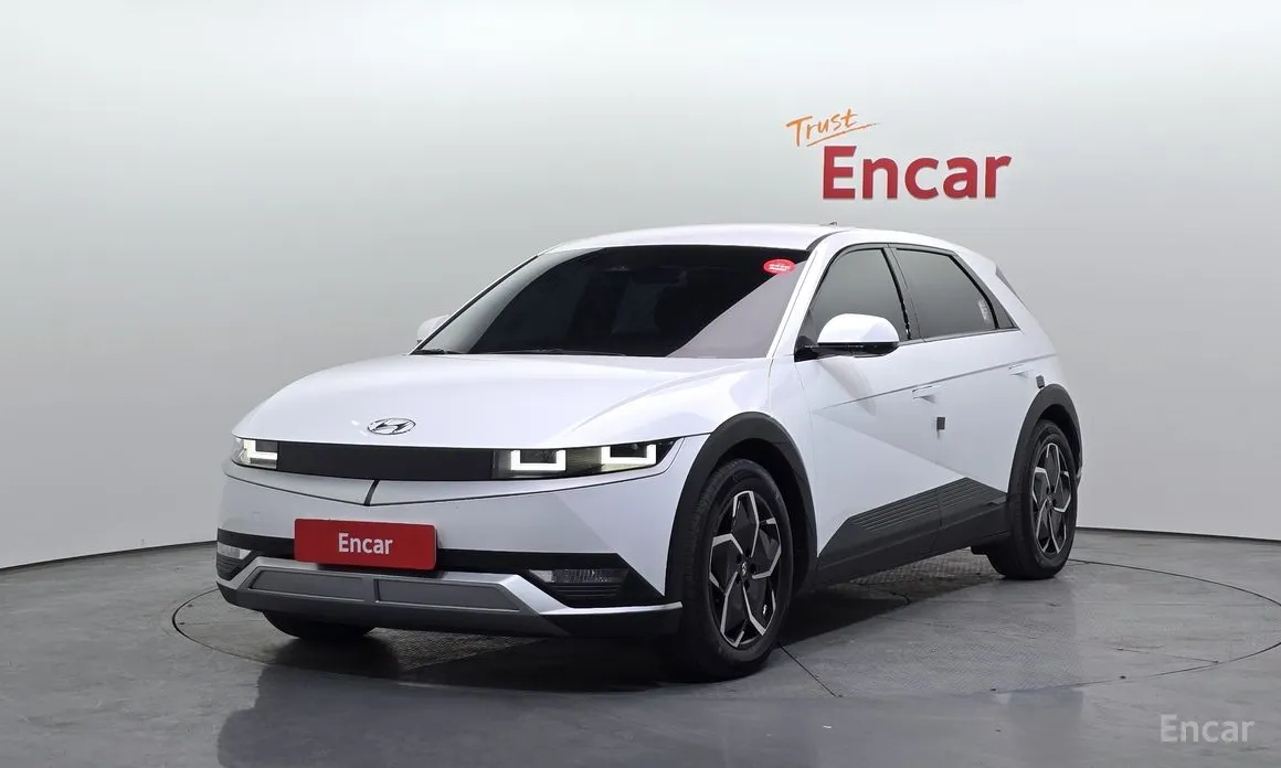 Фото 1 - Hyundai Ioniq 5