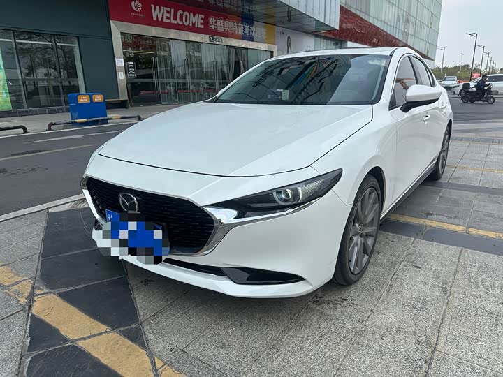 Фото 1 - Mazda 3 (Axela)