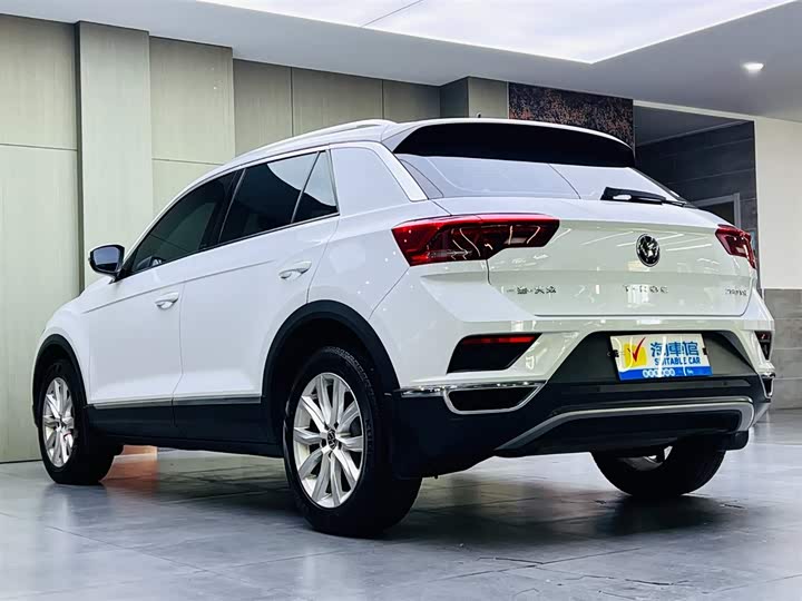 Фото 6 - Volkswagen T-Roc
