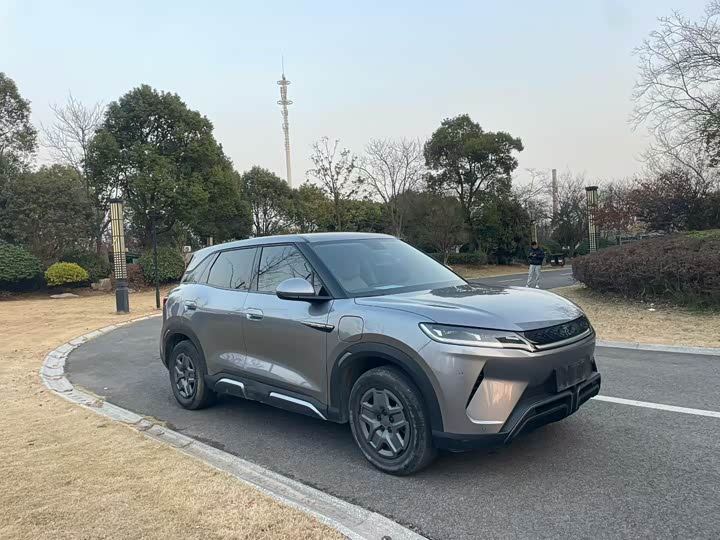 Фото 3 - BYD Yuan Up