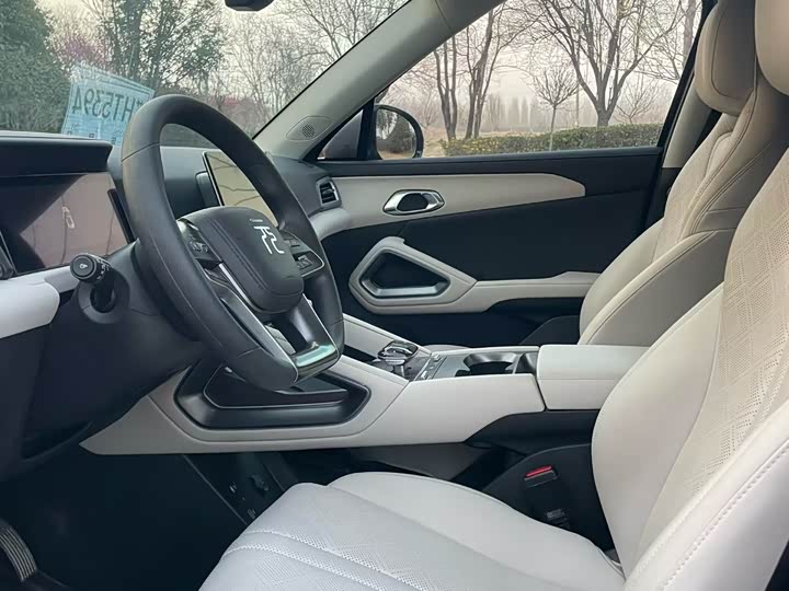 Фото 4 - BYD Yuan Up