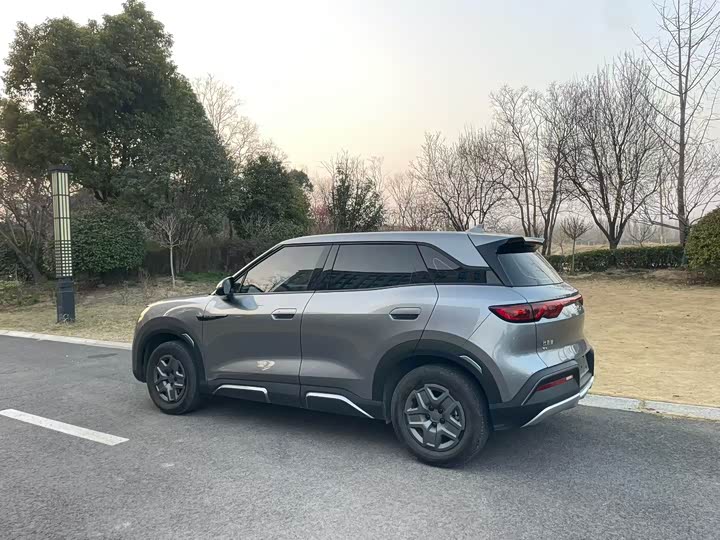 Фото 7 - BYD Yuan Up