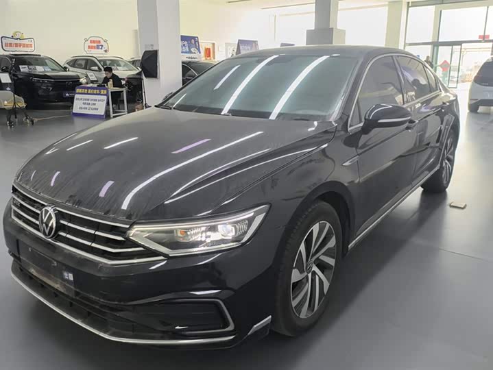 Фото 1 - Volkswagen Magotan GTE Hybrid