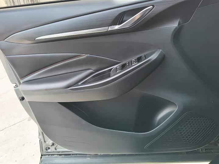 Фото 7 - Changan Oshan X5