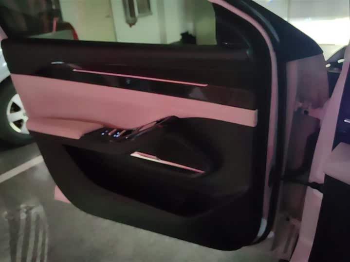 Photo 7 - Geely Galaxy L6