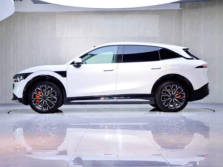 Фото 4 - Zeekr 7X