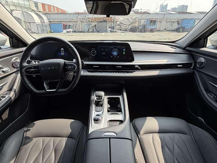 Фото 9 - Chery Arrizo 8