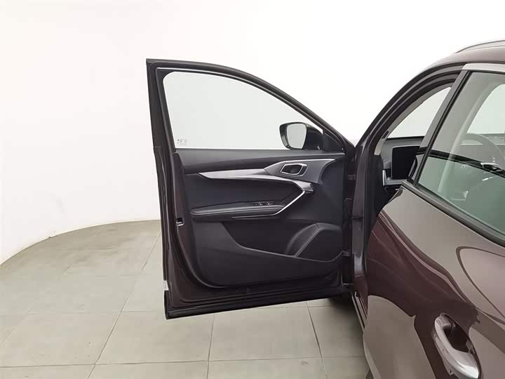 Photo 8 - MG Motor One