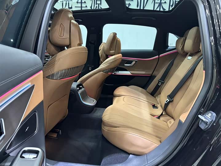 Фото 9 - Mercedes-Benz E-Class Hybrid