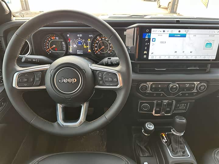 Фото 7 - Jeep Wrangler