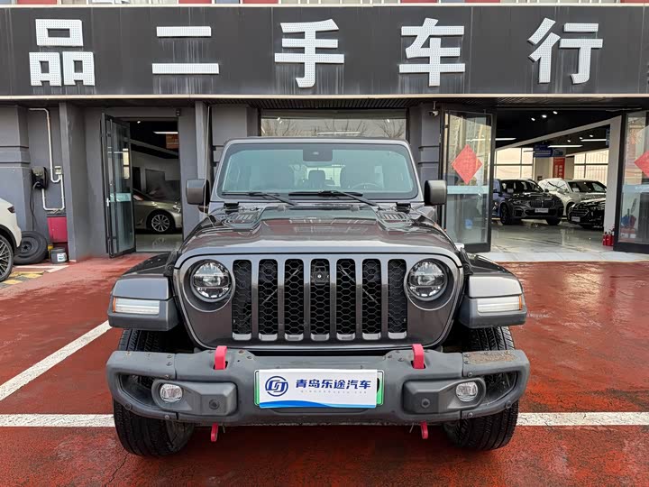 Фото 1 - Jeep Wrangler Hybrid