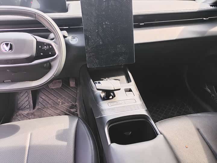 Фото 9 - Changan Yida