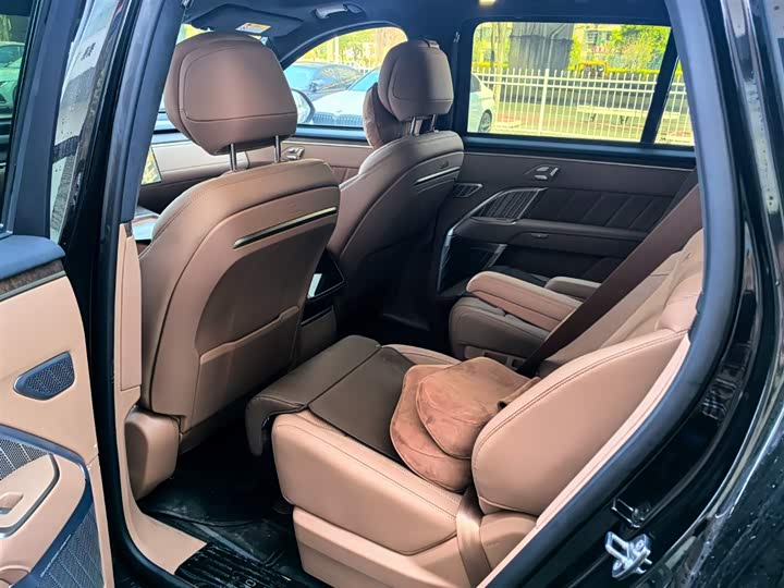 Фото 3 - Nio Onvo L90