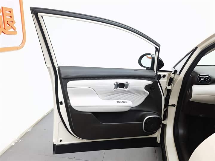 Фото 8 - GAC Aion UT