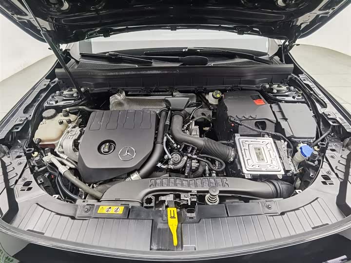 Фото 6 - Mercedes-Benz GLB-Class