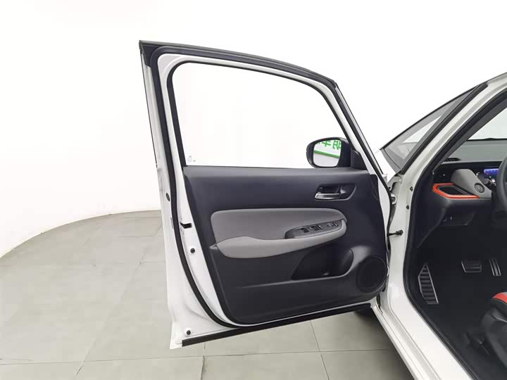 Фото 8 - Honda Life