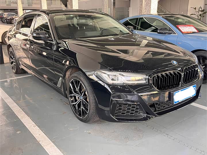 Фото 3 - BMW 5 Series