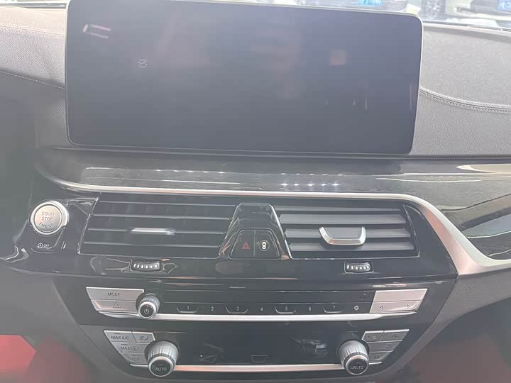Фото 7 - BMW 5 Series