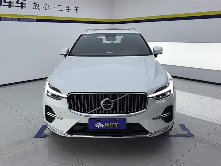 Photo 2 - Volvo XC60