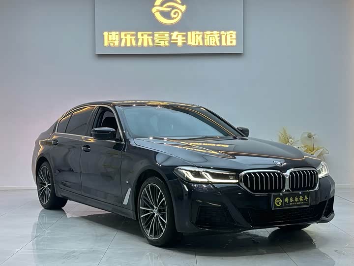 Фото 3 - BMW 5 Series