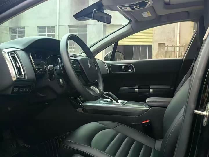 Фото 5 - Citroen C6