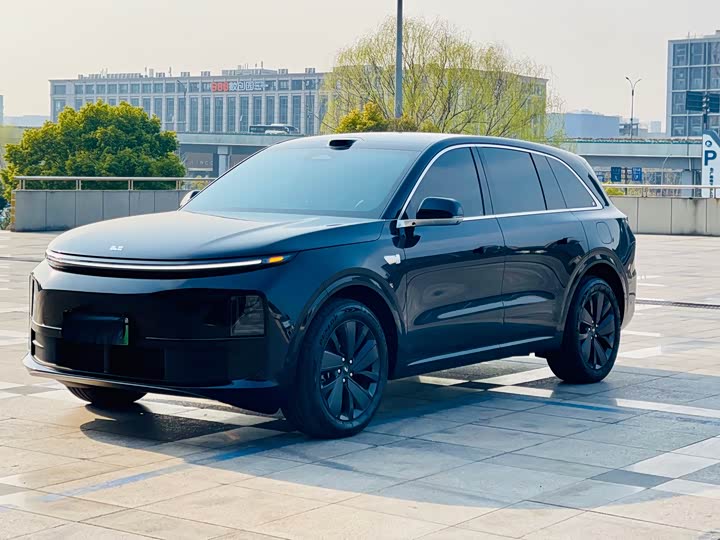 Photo 1 - LiXiang L6