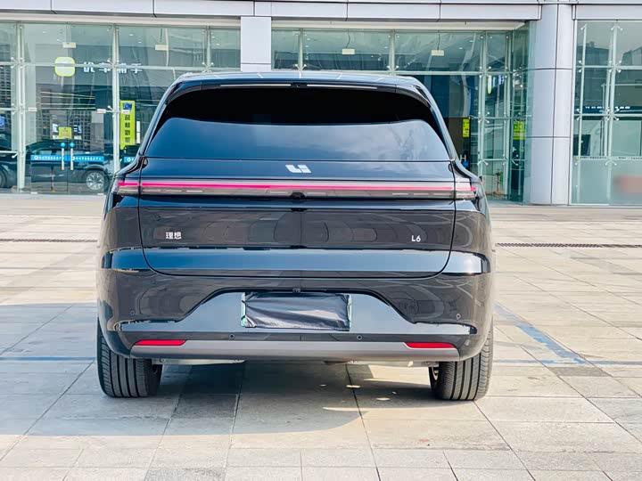 Photo 3 - LiXiang L6