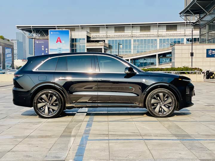 Photo 4 - LiXiang L6