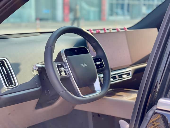 Photo 5 - LiXiang L6