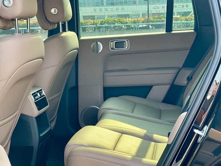 Photo 8 - LiXiang L6