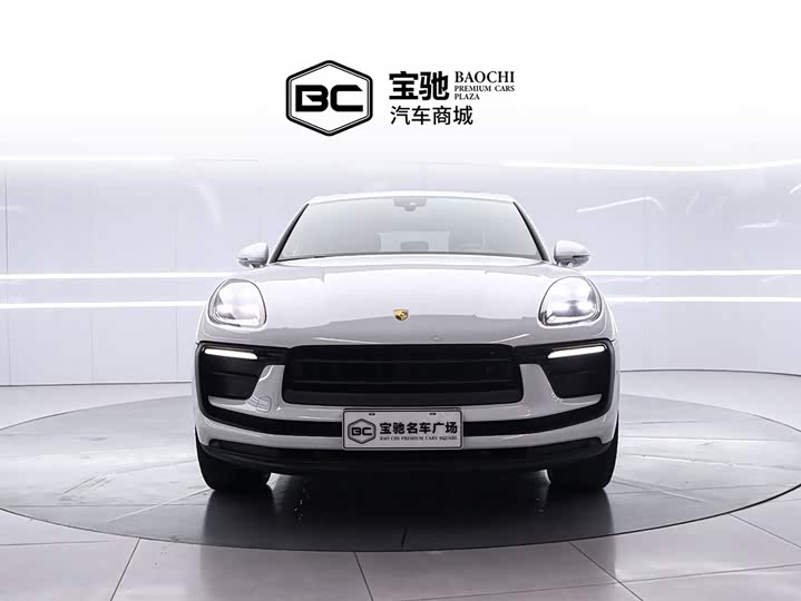 Фото 2 - Porsche Macan