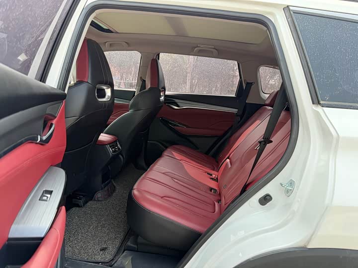 Фото 6 - Changan CS75 Plus