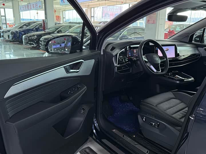 Фото 8 - Volkswagen Talagon