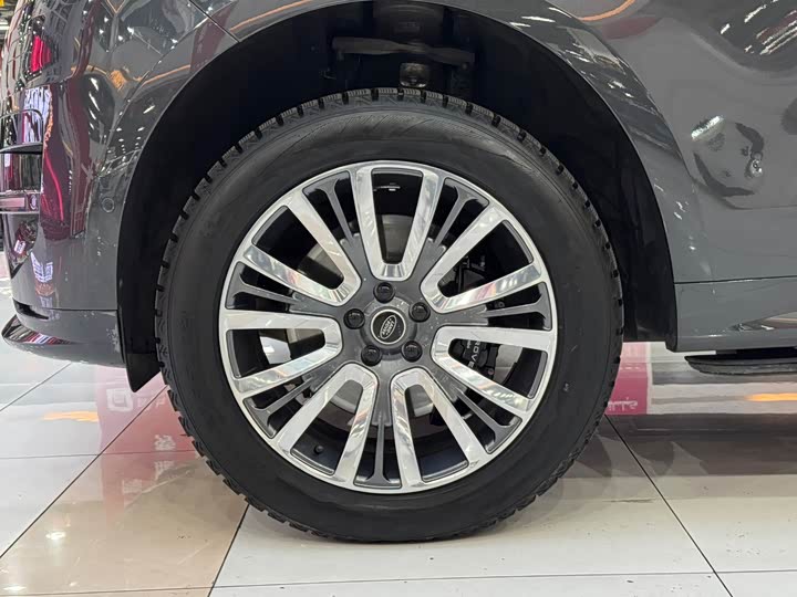 Фото 9 - Land Rover Range Rover Sport