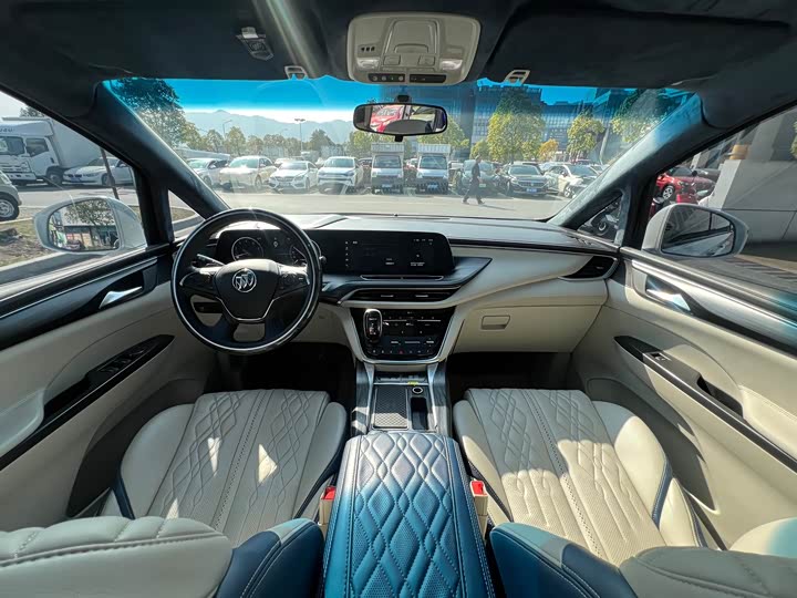 Фото 7 - Buick GL8 ES