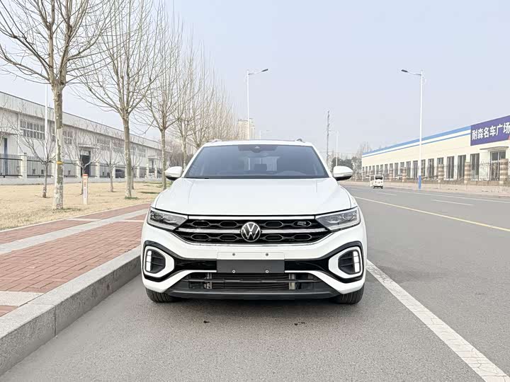 Photo 2 - Volkswagen T-Roc