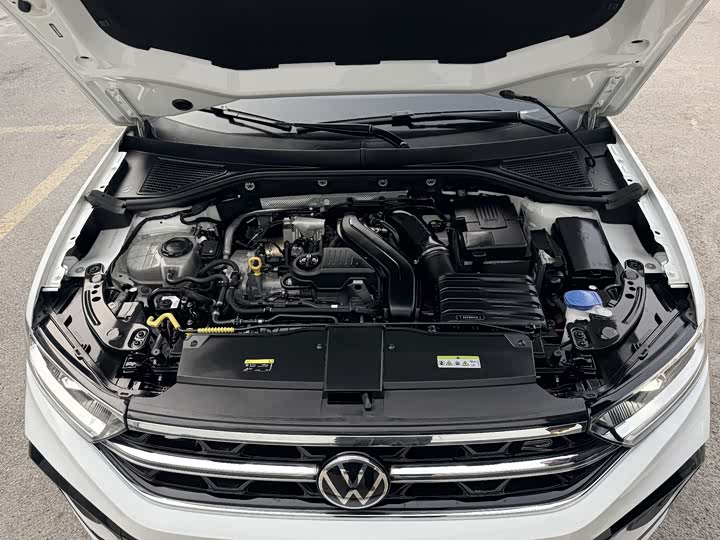 Photo 9 - Volkswagen T-Roc