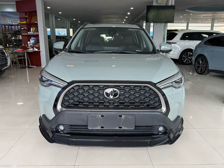 Фото 3 - Toyota Corolla Cross