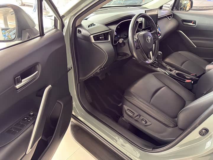 Фото 4 - Toyota Corolla Cross