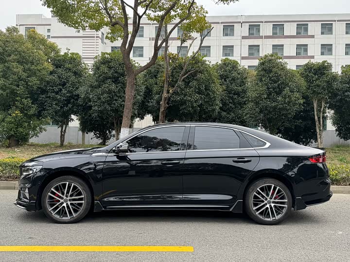 Фото 4 - Geely Preface